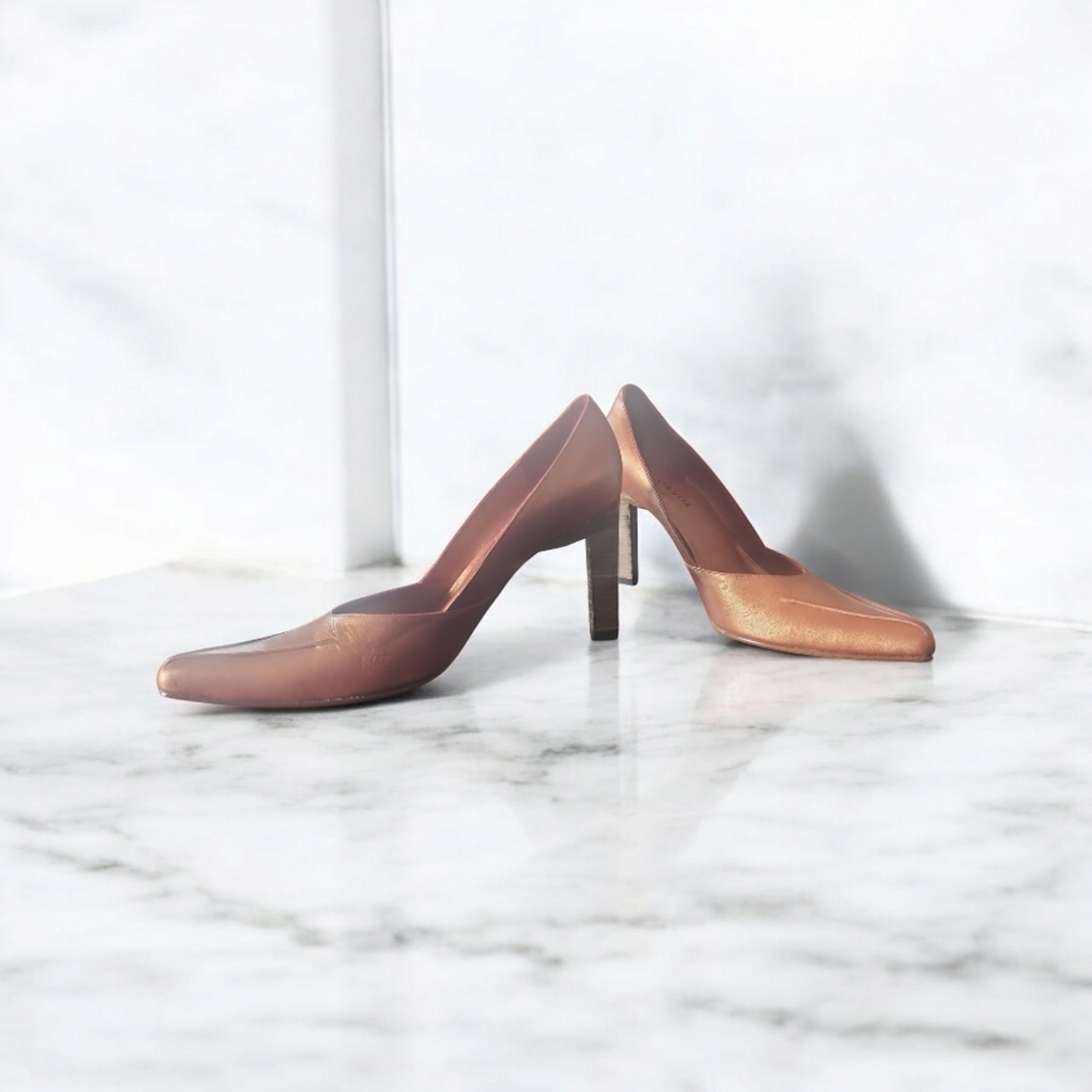 Via Vita high heeled pumps size 10 rust colored